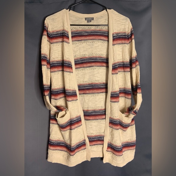 Eddie Bauer Cardigan - Picture 5 of 9